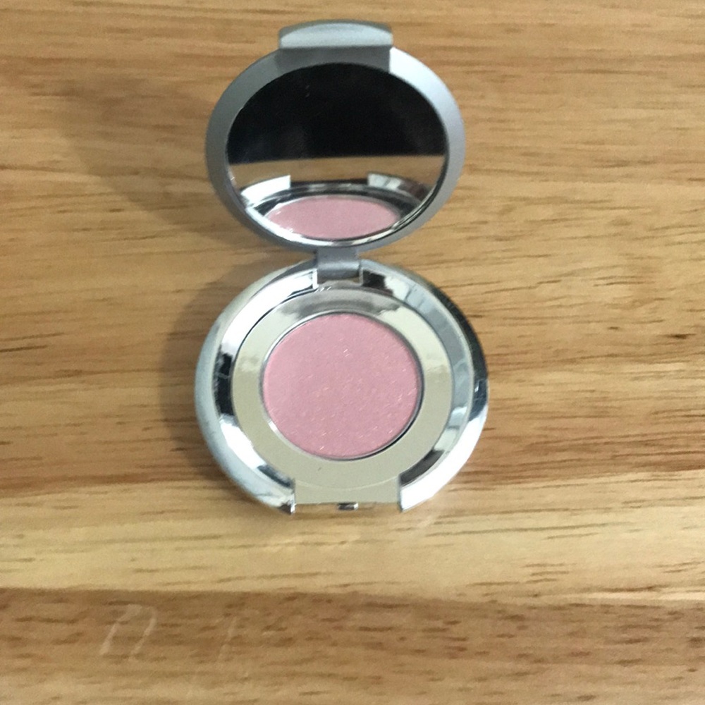 Eyeshadow in Pink Shimmer